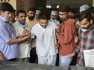 Hardik-patel-fasting-AP