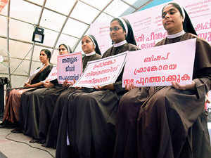 nuns-protest