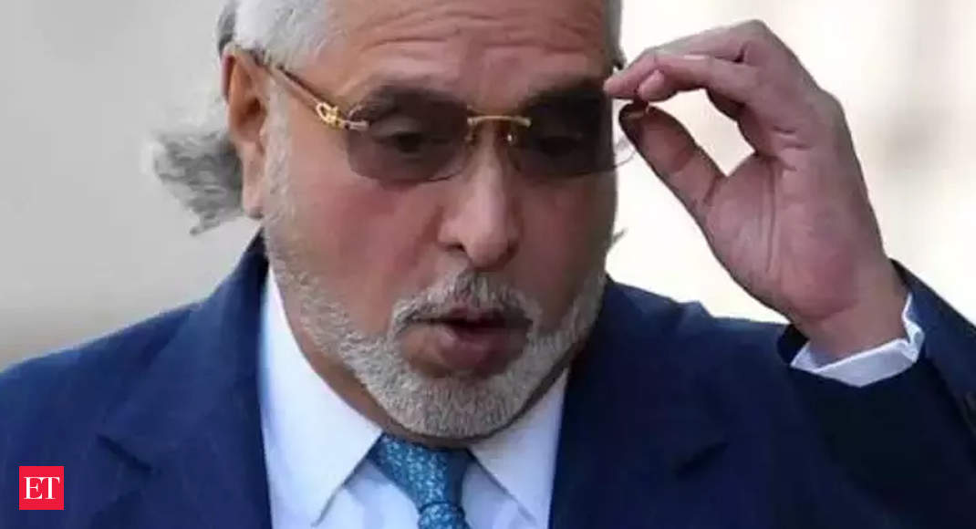 Delhi aviation firm buys Mallya39;s two choppers in e-auction