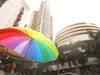 Market stages relief rally; bank, auto stocks jump