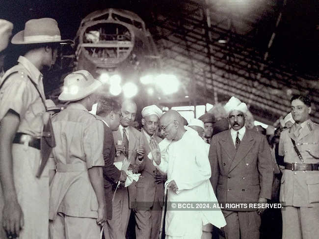 Governor General of India C Rajagopalachari visits HAL in 1948.