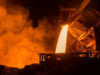 ArcelorMittal posts $1,207 million net income in October-December