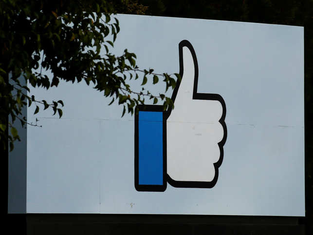 private messages of 120 mn facebook users hacked report - facebook buries news that millions of instagram passwords were