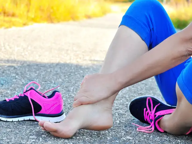 pain in back of heel running