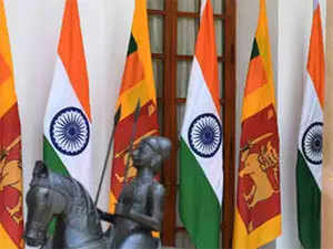 India,-Sri-lanka-flags