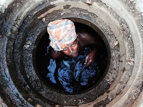 Manual scavengers