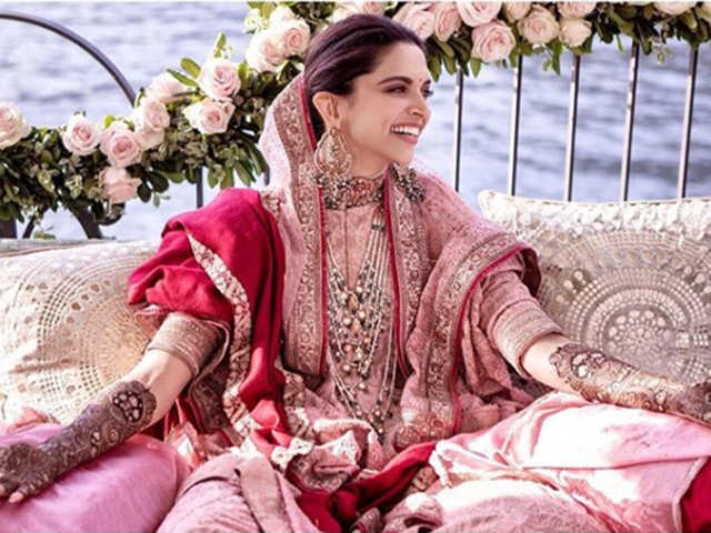 Deepika padukone clearance wedding saree cost