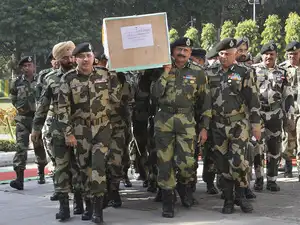 Nearly 400 paramilitary personnel killed in action in 2015-17: MHA