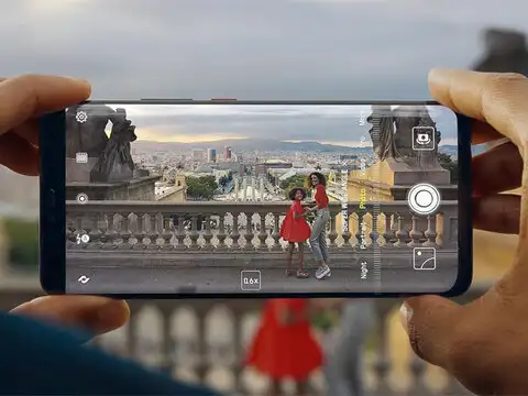 ​Camera