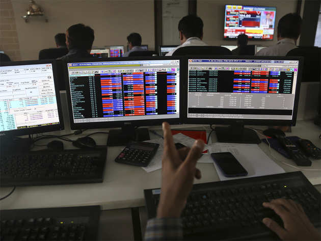 Traders’ Diary: Nifty needs to hold 10,550 level