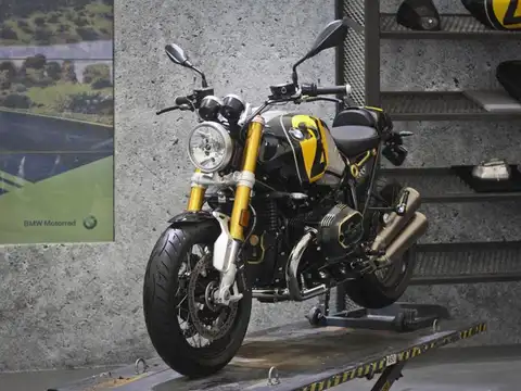 ​BMW Option 719