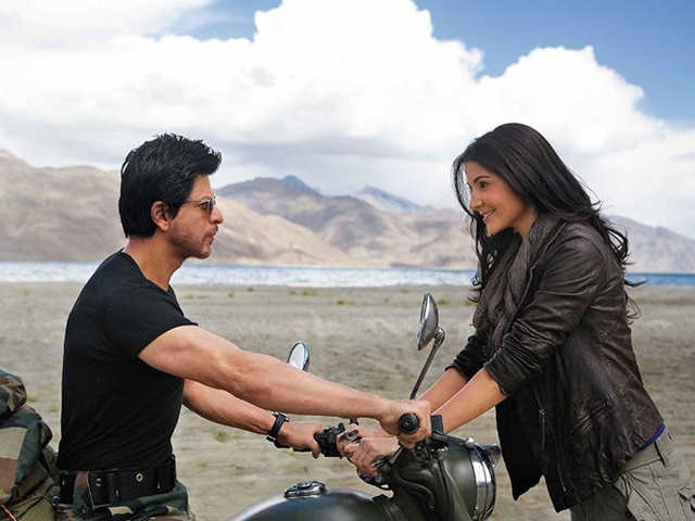 Jab Tak Hai Jaan Anushka Sharma Turns 30 7 Times She Opted For Unorthodox Quirky Roles The Economic Times Bioskop online jab tak hai jaan (2012). jab tak hai jaan anushka sharma