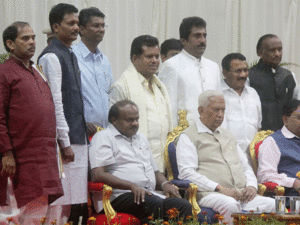 Karnataka Cabinet rejig: As dissidents plan meetings, AICC to intervene to douse fire