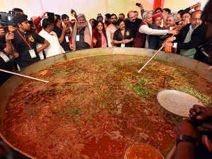 Eyeing world record, 5,000-kg 'khichdi' being cooked at Ramlila Maidan