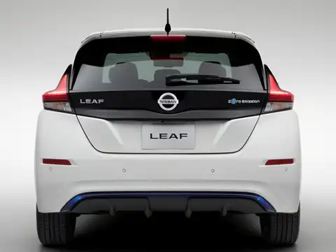 ​New Nissan Leaf goes farther, faster