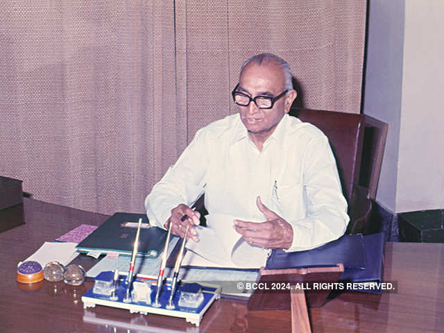 HM Patel: 1977-1979