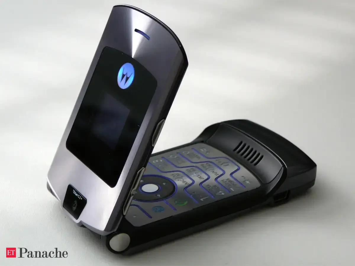 The iconic Moto Razr is all set for a comeback, this time as a foldable  device
