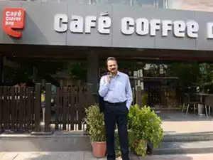 Coffee Day, VG Siddhartha to act to get their "attached" shares in Mindtree released