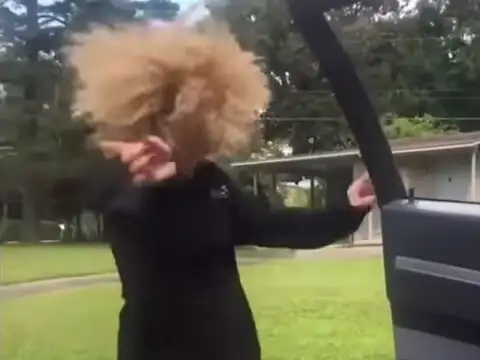 #KikiChallenge