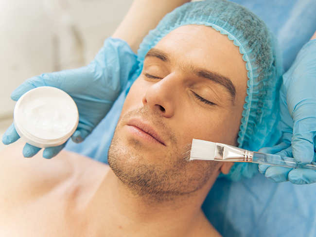 men-cosmetic-surgery-skincare3_ThinkstockPhotos