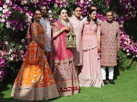 Isha Ambani's Multi-Crore Wedding Outfit At NMACC's Display Is The Only  Lehenga Ever Made By