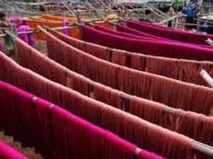 Polyester yarn manufacturer
