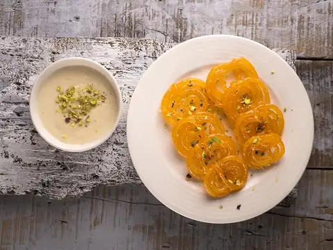 Doodh Jalebi