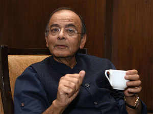 Jaitley blog takes fresh swipe at Congress over its dynastic character