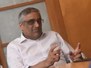 kishore-Biyani)BCCL