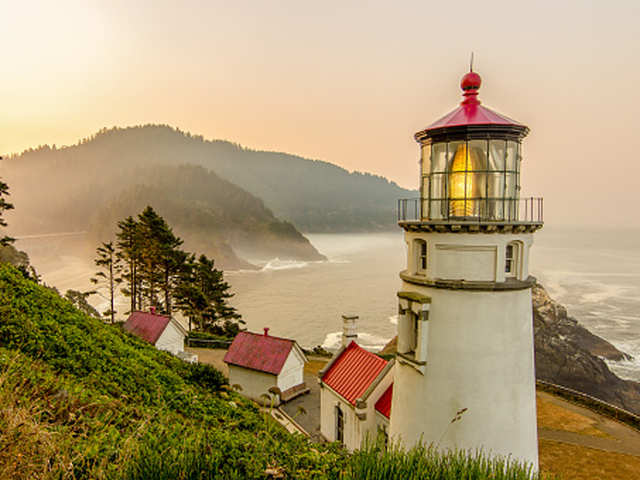 paid lighthouse keeper jobs
