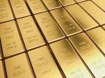 Gold to lose sheen on strengthening of dollar, but long-term trend still positive
