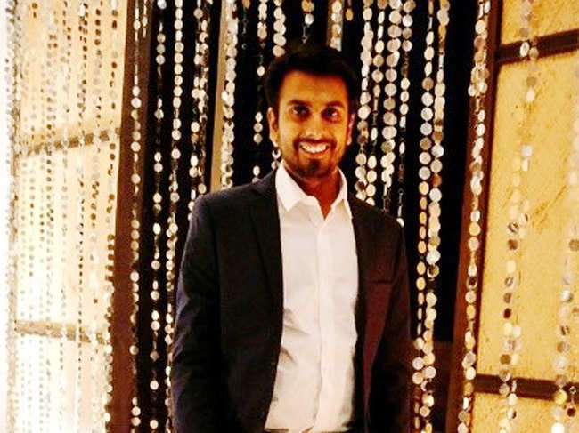 Men can never go wrong in well-fitted, navy-blue suits: Jaipur Rugs director