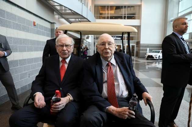 Highlights: Buffett, Munger share wisdom at Berkshire AGM 2019