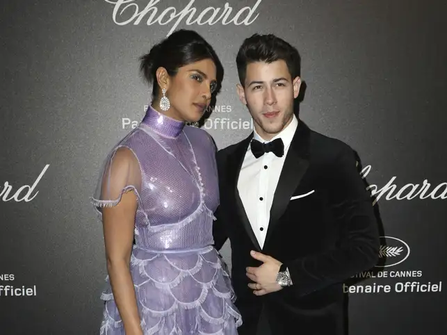 Able Accounts Make Debut >> Couple Goals Priyanka Nick Make Cannes Debut Walk Hand In Hand At Able Accounts Make Debut >> Couple Goals Priyanka Nick Make Cannes Debut Walk Hand In Hand At