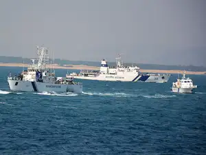 Coast Guard seizes Pakistani boat carrying heroin worth Rs 600 crore