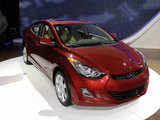 Hyundai unveils 2011 Elantra