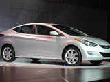 Hyundai unveils 2011 Elantra