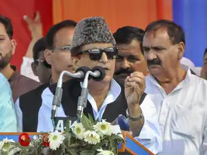 Azam-Khan-PTI