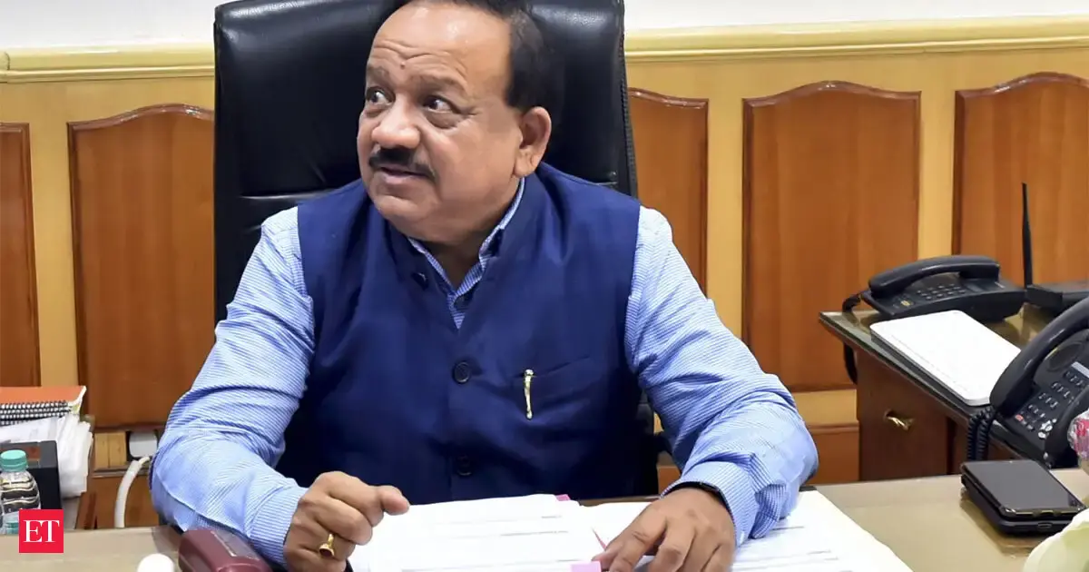 Health Ministe | Harsh Vardhan takes charge as Health Minister; focuses ...