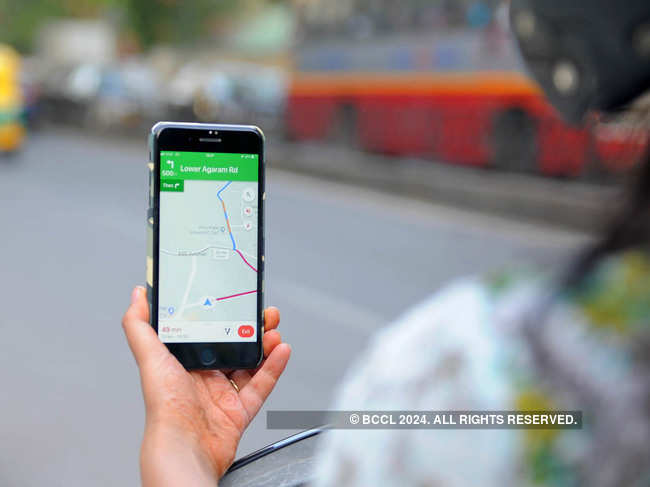 Google Maps will allow users to view bus travel times based on live traffic.