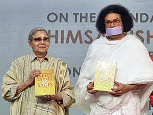 Spiritual leaders attend Indu Jain's book launch, give green push - The Economic Times