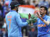 Mahendra Singh Dhoni will have to remove dagger insignia from gloves: ICC