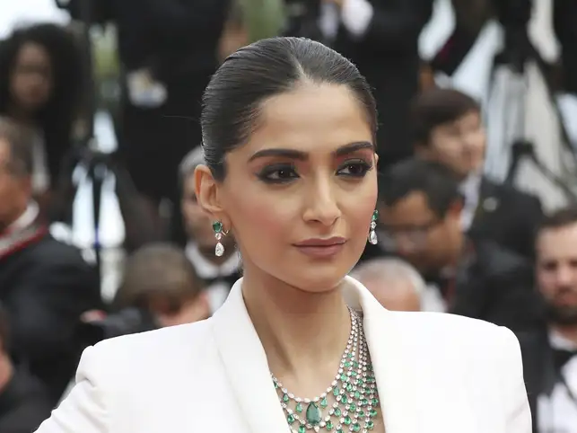 Five times birthday girl Sonam Kapoor slammed trolls