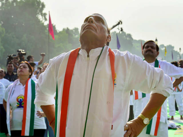 India celebrates 5th International Day of Yoga 2019 - PM Modi during a mass  yoga event in Ranchi | The Economic Times