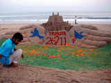 Paying homage to the victims of 26/11 Mumbai terror attacks 