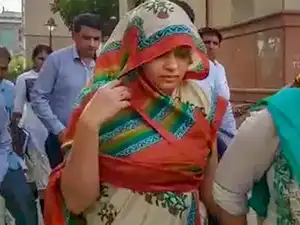 apoorva-tiwari