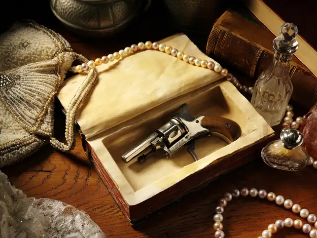 gun-jewellery-iStock-160476
