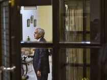 New Delhi: RBI Governor Shaktikanta Das waits for the arrival of Finance Ministe...