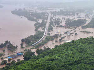 Heavy rains in Mumbai: 11 flights cancelled, nine diverted