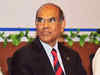 Subbarao says raiding central bank's reserves shows govt's 'desperation'